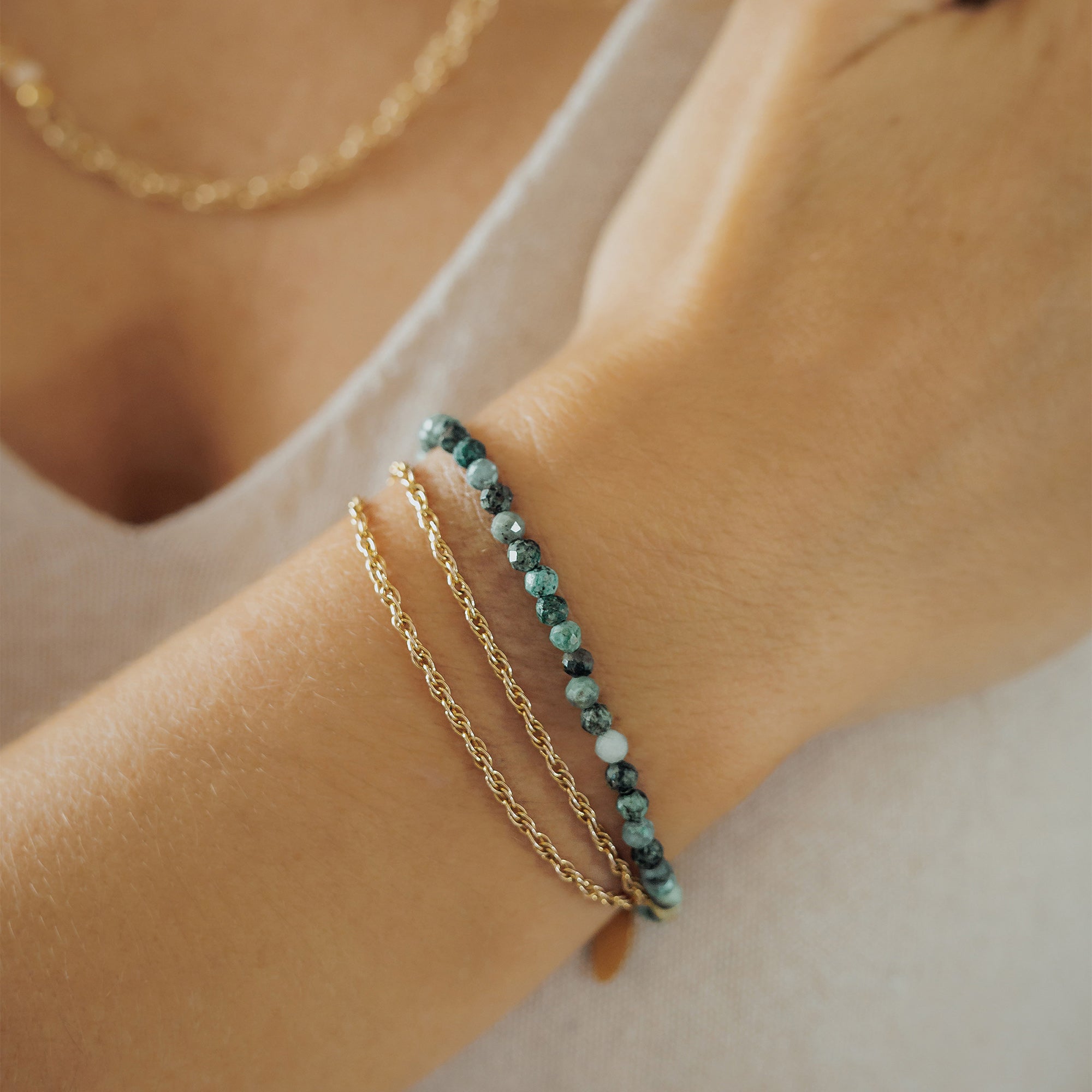 bracelet femme sans fermoir en turquoise et plaqué or Laurie L.