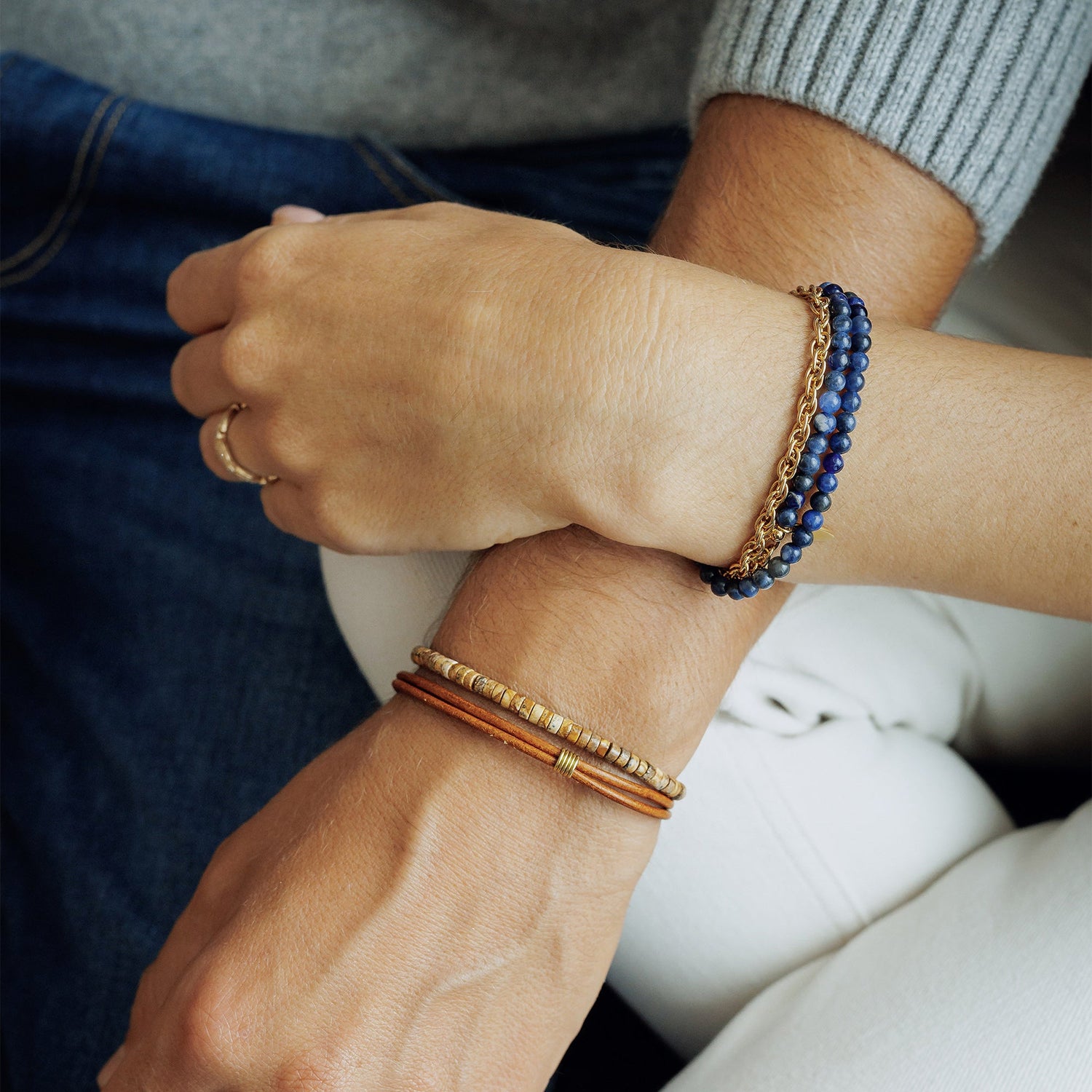 Bracelet collier sans fermoir plaqué or et pierres naturelles Laurie L.