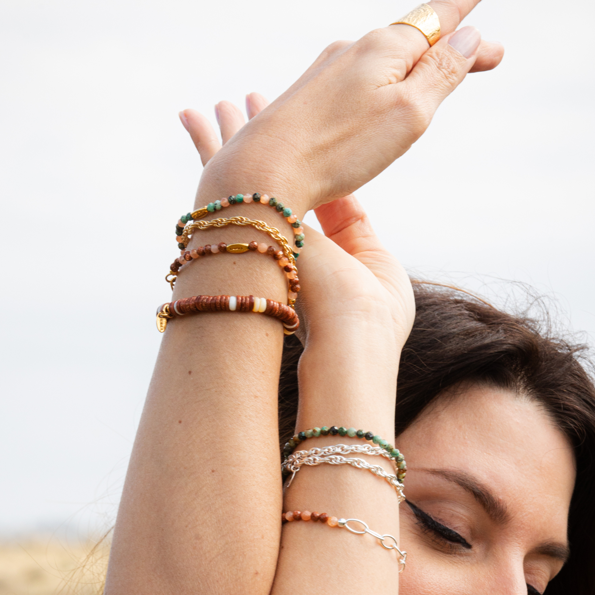 Bracelet or ou argent et pierres naturelles sans fermoir